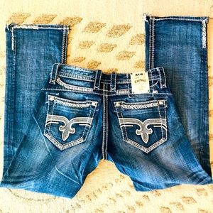 Men’s Rock Revival relaxed straight bootcut 32/34